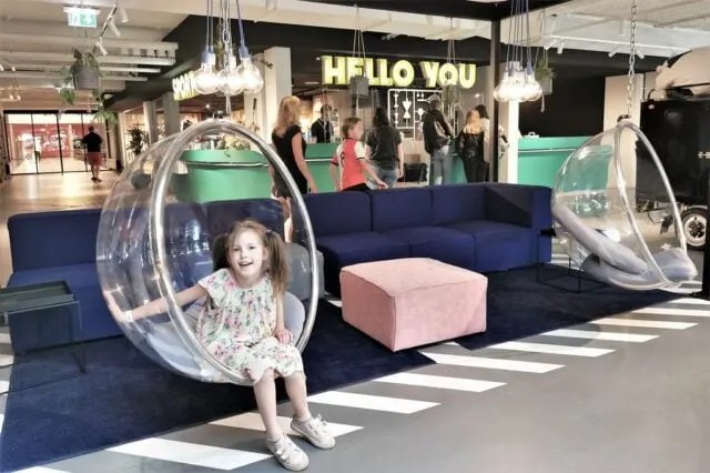 HUP-hotel met kinderen; All-inclusive overnachten in het sportiefste hotel van Nederland in Mierlo met zwembad, bowlingbaan en monkey town - Mamaliefde.nl