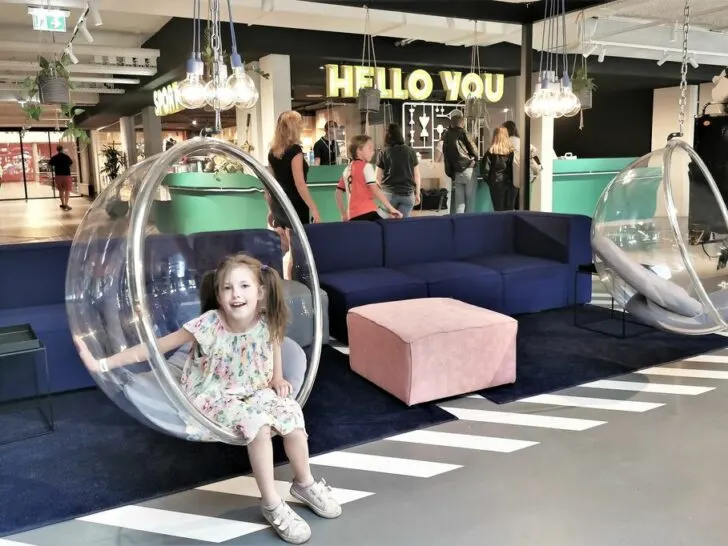 HUP-hotel met kinderen; All-inclusive overnachten in het sportiefste hotel van Nederland in Mierlo met zwembad, bowlingbaan en monkey town - Mamaliefde.nl