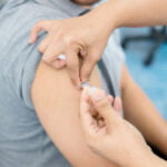 De HPV-vaccinatie; wanneer, waarom en bijwerkingen? - Mamaliefde.nl