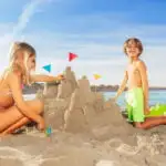 Voordelen en nadelen van vakantie met kinderen in hoogseizoen, of voor- en naseizoen - Mamaliefde.nl