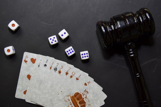 Ga lekker liggen Doe mee Citaat Spelletjes voor 1 persoon die je alleen kan spelen; bordspellen,  kaartspellen en online kaartspellen - Maamliefde.nl
