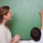 Remedial teaching kind basisschool voor taal of rekenen; betekenis, kosten en vergoeding - Mamaliefde.nl