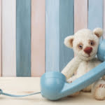 Hulplijnen voor kinderen; telefonische hulplijnen zoals de kindertelefoon tot specifieke doelgroepen via website en chatprogramma's. - Mamaliefde.nl