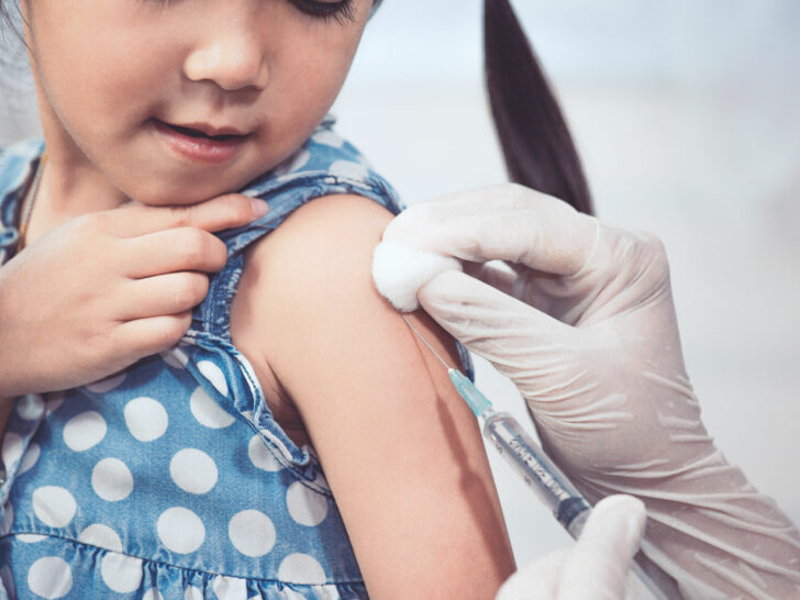 Prikangst kind; tips voor als je kind bang is voor prikken en naalden bij vaccinatie
