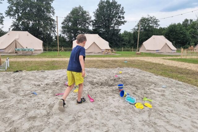 Camping Hemels; tot rust komen en genieten op een pop-up camping - Reisliefde