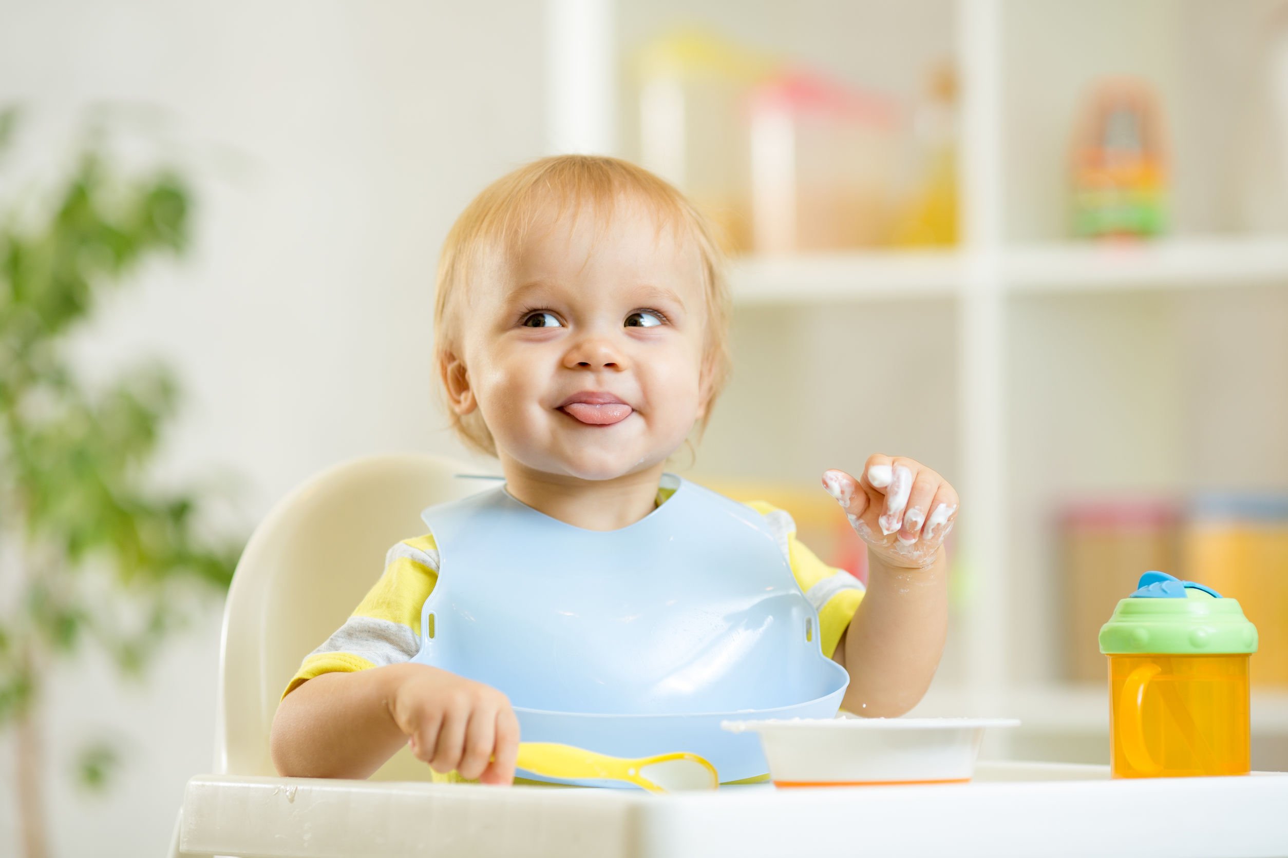Kinderstoel voor aan eettafel kopen; vanaf wanneer kan je baby hier in?