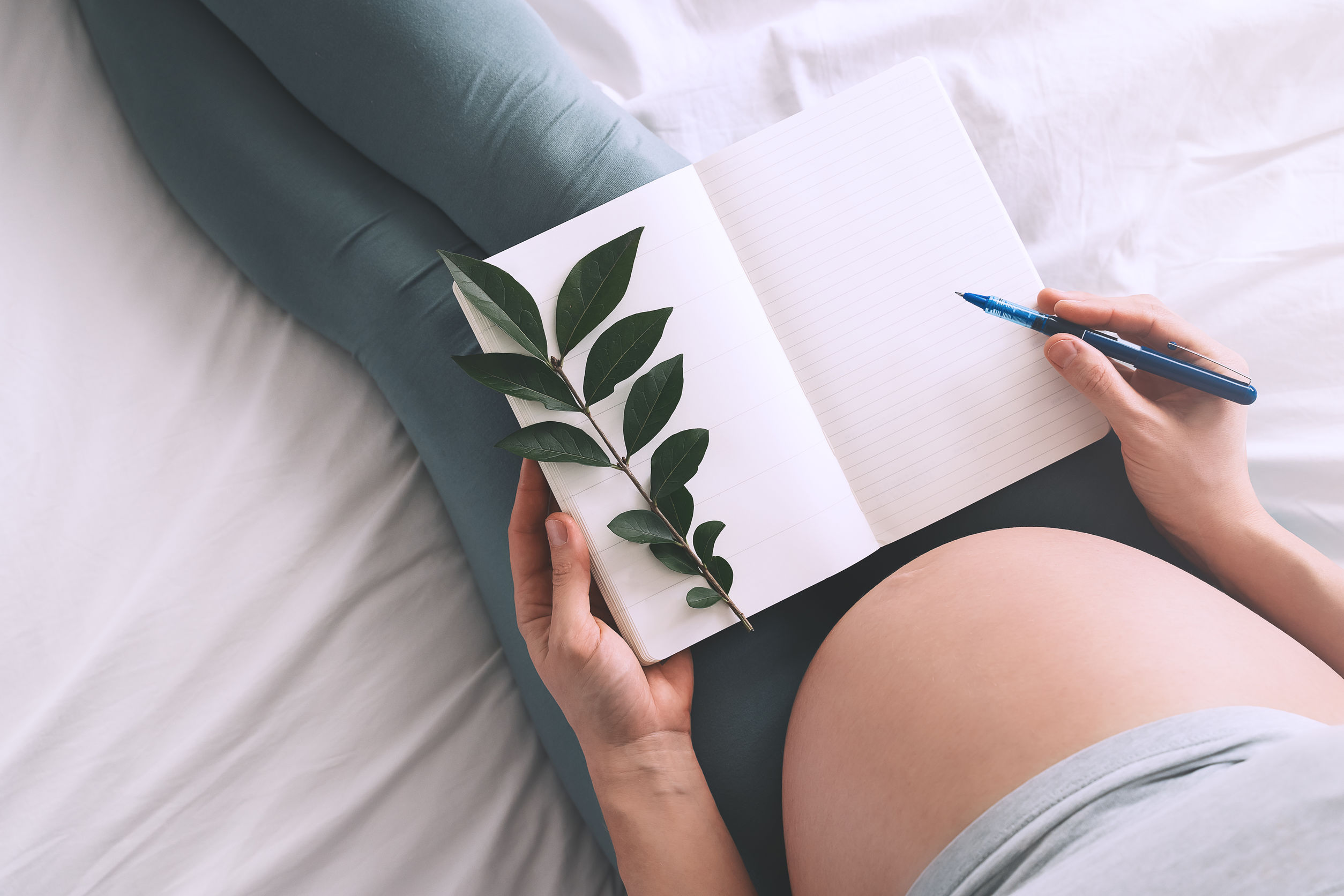 Zwangerschapsdagboek; van zelf maken en bijhouden tot invullen