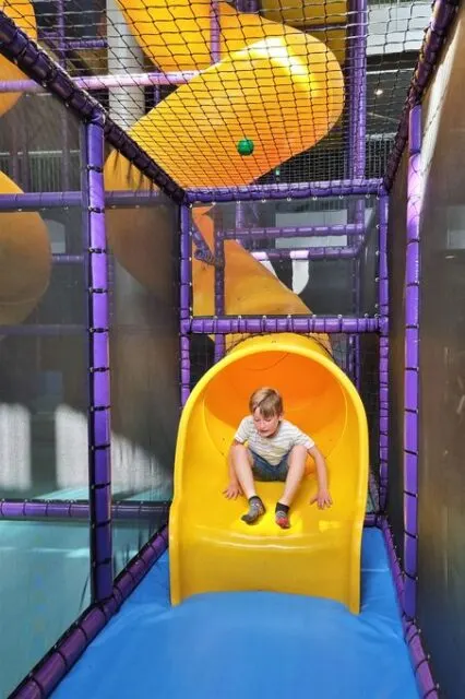 Kabonk Breda; het grootste indoor speelpark van Nederland - Mamaliefde
