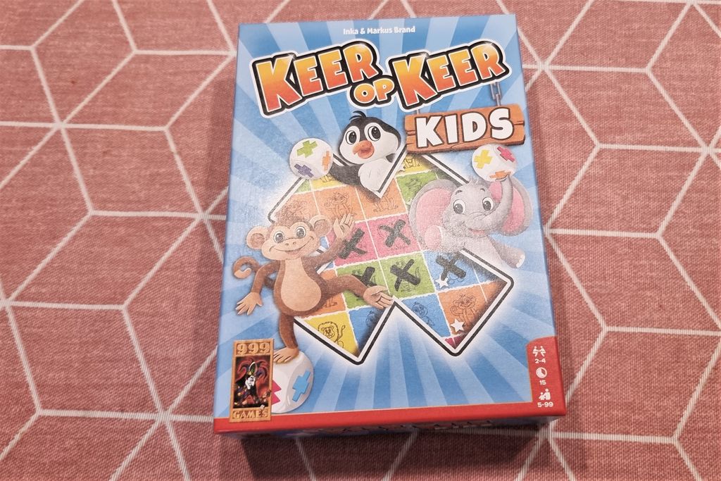 Review: Keer op Keer Kids van 999 games. Winnaar speelgoed van het Jaar in de categorie kinderspellen. - Mamaliefde.nl