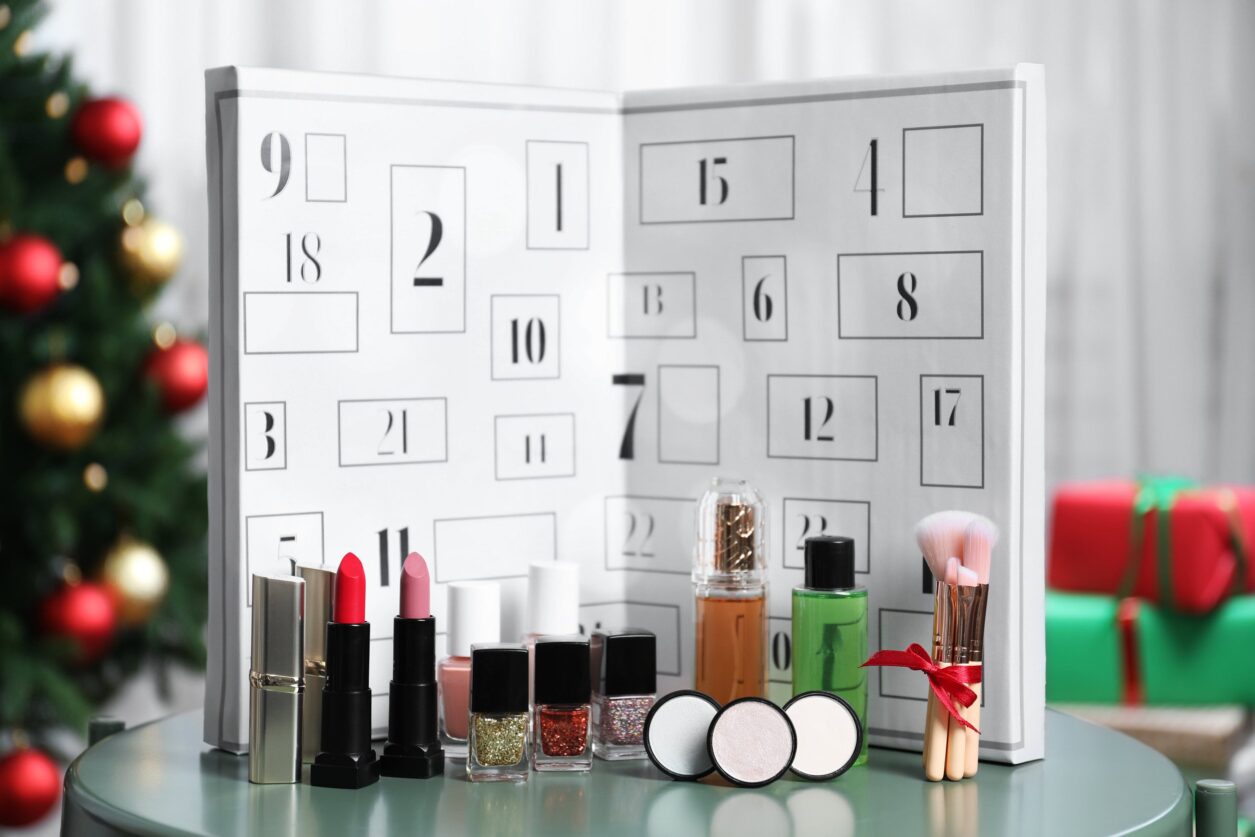 Beauty adventskalender; de 15 leukste voor vrouwen van nagellak tot make-up of verzorging - Mamaliefde.nl