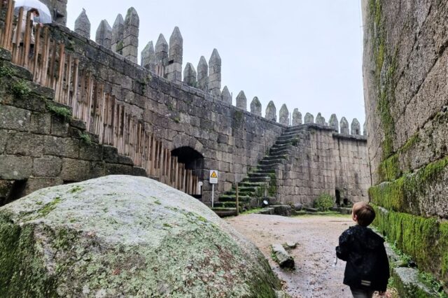 Guimarães; kasteel en Paleis van de Hertogen - Reisliefde