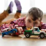 Jongens speelgoed; het leukste speelgoed voor jongens van verschillende leeftijden - Mamaliefde.nl