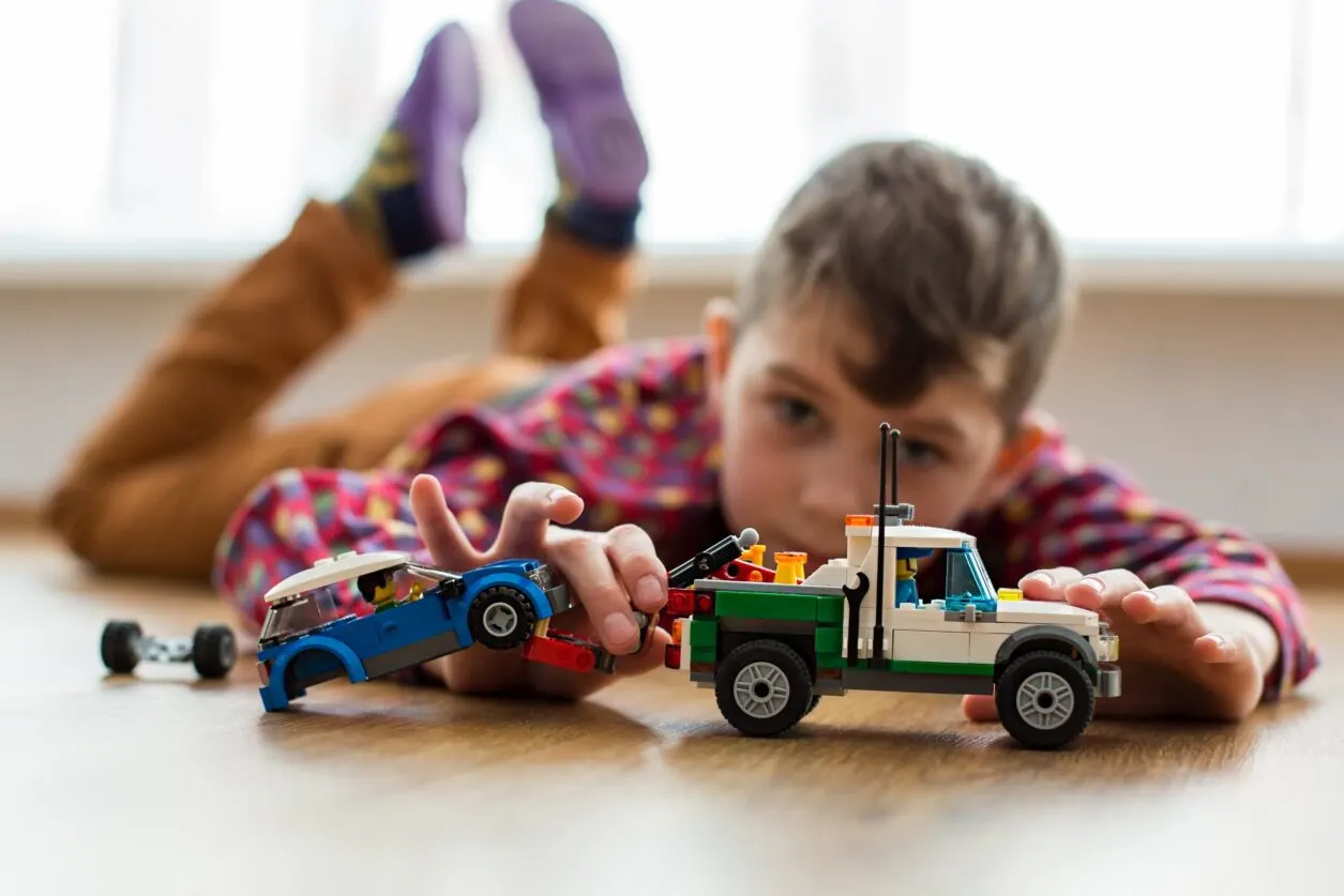 Jongens speelgoed; het leukste speelgoed voor jongens van verschillende leeftijden - Mamaliefde.nl