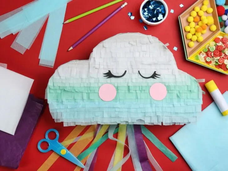 Piñata maken; voorbeelden en inspiratie voor knutselen en tips voor vulling - Mamaliefde.nl