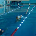 Schoolzwemmen - Mamaliefde.nl