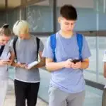 Waarom verbieden telefoon op de middelbare school?  - Reis-liefde.nl