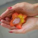 Ontdek de magie van Yoni-ei: Oefeningen voor intimiteit en welzijn - Mamaliefde.nl