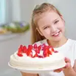Verjaardagstaart voor kinderverjaardag: zelf maken of laten doen?  - mamaliefde.nl