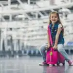 Wat meenemen in je handbagage voor baby's en kinderen - Mamaliefde.nl