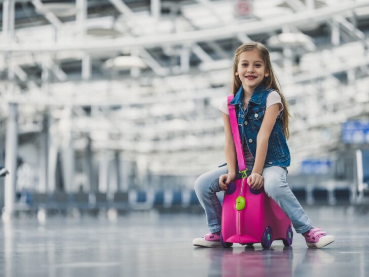 Wat meenemen in je handbagage voor baby's en kinderen - Mamaliefde.nl