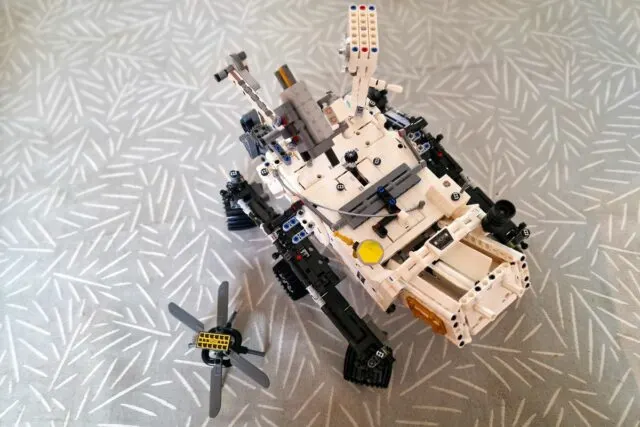 LEGO Technic NASA Mars Rover Perseverance Ruimte Set review