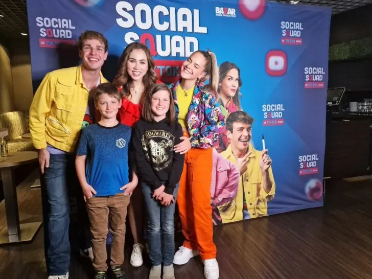Social Squad; de Tiktok show theater review - Mamaliefde.nl
