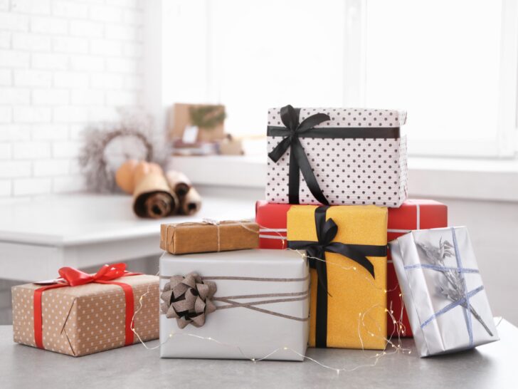 Tips cadeautjes inpakken met afwijkende vormen - Mamaliefde.nl