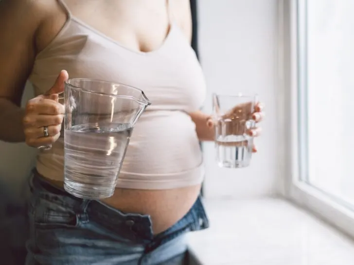 Water drinken tijdens zwangerschap - Mamaliefde.nl