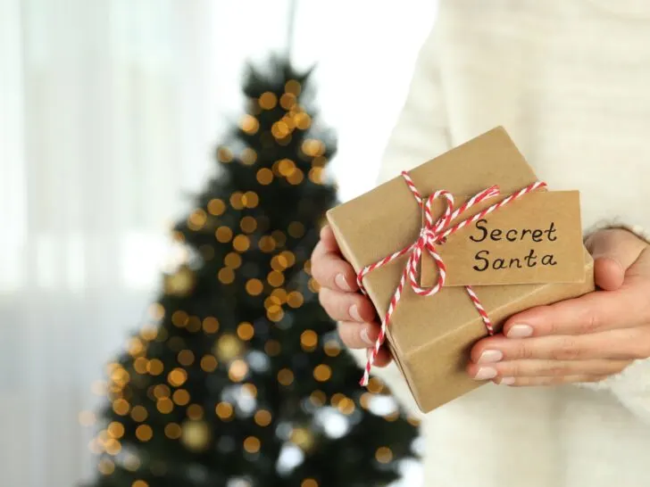 Secret Santa spel organiseren met cadeautjes - Mamaliefde.nl