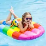15 Zwembad spelletjes voor in en om het water- Mamaliefde.nl